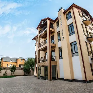 Отель Hotel Holiday Villa, Тбилиси